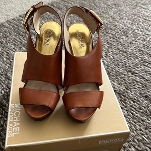 Michael Michael Kors Luggage Clara Platform Sandals Leather Size 7.5